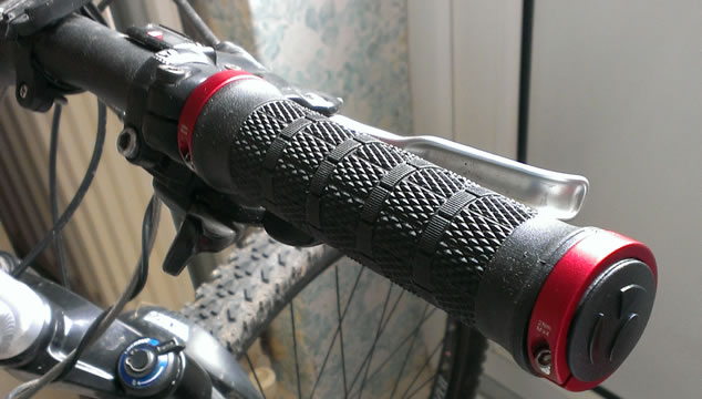 Bontrager Rhythm Lock-on grips